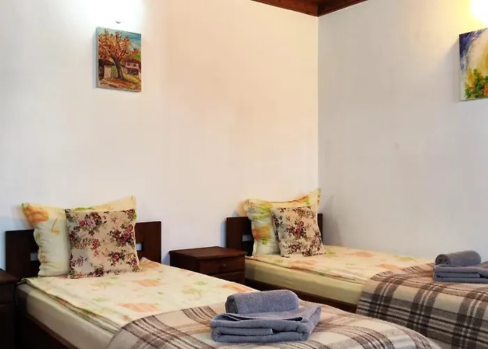 Chardaka Guest House